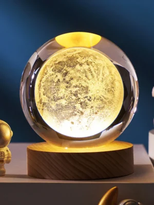 Veilleuse boule de cristal galaxie gravée au laser 3D