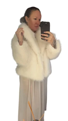 TRAFZA Women Fashion Cropped Faux Fur Jacket Coat Long Sleeve Front Snap-button Female Outerwear Chic Lapel Collar Thick Coat photo review