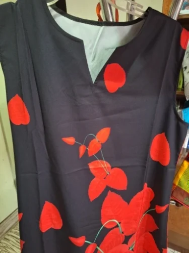 2024 European and American Cross Border Women's New Dress V-neck Sleeveless Sexy Printed Large Hem Foreign Trade Dress photo review