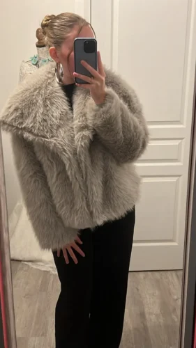 TRAFZA Women Fashion Cropped Faux Fur Jacket Coat Long Sleeve Front Snap-button Female Outerwear Chic Lapel Collar Thick Coat photo review