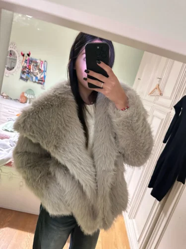 TRAFZA Women Fashion Cropped Faux Fur Jacket Coat Long Sleeve Front Snap-button Female Outerwear Chic Lapel Collar Thick Coat photo review