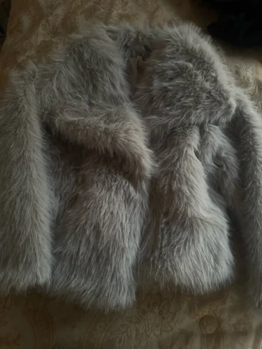 TRAFZA Women Fashion Cropped Faux Fur Jacket Coat Long Sleeve Front Snap-button Female Outerwear Chic Lapel Collar Thick Coat photo review