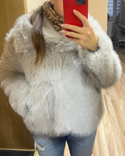 Click to view full screen TRAFZA Women Fashion Cropped Faux Fur Jacket Coat Long Sleeve Front Snap-button Female Outerwear Chic Lapel Collar Thick Coat photo review