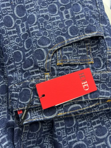 CHCH Women's Jacket 2025 Spring New Denim Casual Top Simple Coat photo review