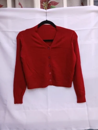 Women's Long Sleeve Cropped Cardigan V Neck Button Down Knit Lady Autumn Spring Knitted Single-breasted Cardigan Sweaters photo review