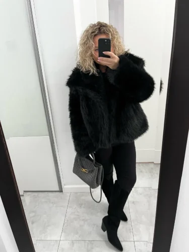 TRAFZA Women Fashion Cropped Faux Fur Jacket Coat Long Sleeve Front Snap-button Female Outerwear Chic Lapel Collar Thick Coat photo review