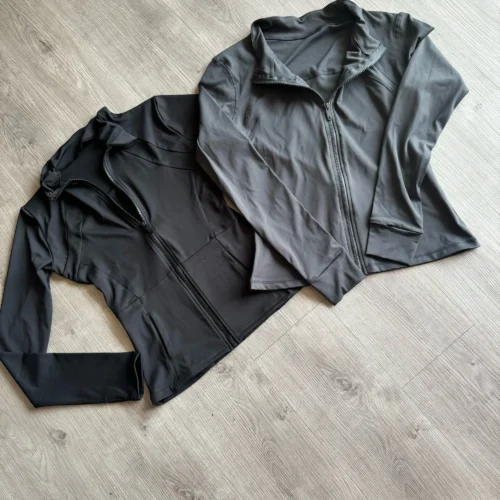 Summer High Quality Waist Slimming Training Tops Women's Quick-drying Tight Stand Collar Full Zipper Short Sleeves Yoga shirts photo review