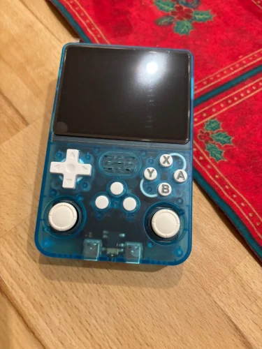 R36S Retro Handheld Video Game Console Linux System photo review