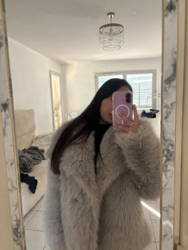 TRAFZA Women Fashion Cropped Faux Fur Jacket Coat Long Sleeve Front Snap-button Female Outerwear Chic Lapel Collar Thick Coat photo review