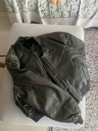 Women's Street fashion Faux Leather Bomber Jacket Stand Collar Black Short Leather Coat photo review