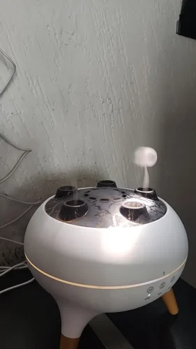 Flame Humidifier Dynamic Jellyfish Essential Oil Diffuser 350ML Air Humidifier Gradient Color Aroma Diffuser Desktop Night Light photo review