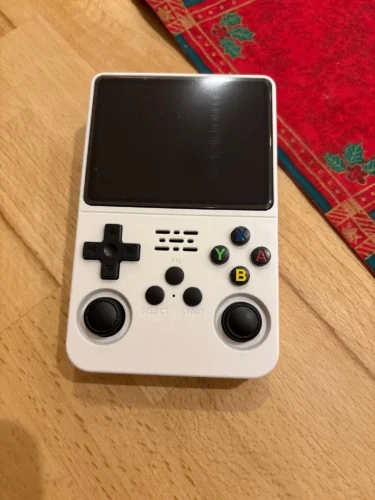 R36S Retro Handheld Video Game Console Linux System photo review
