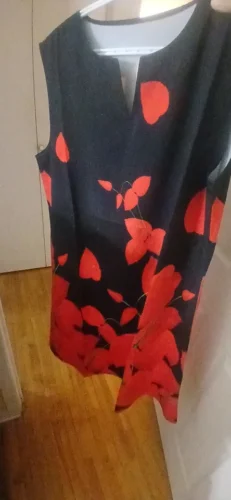 2024 European and American Cross Border Women's New Dress V-neck Sleeveless Sexy Printed Large Hem Foreign Trade Dress photo review