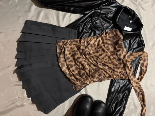 Xeemilo Autumn Faux Leather Short Jacket Y2K Turn-down Collar Fashion Botton Decoration PU Coat 2022 Grunge Street Casual Coats photo review