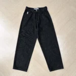 93-model-black